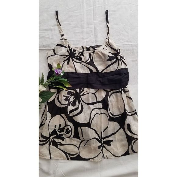 New York and Company Women's Size 8 Spaghetti Strap Black and Beige Top - Picture 3 of 10